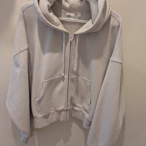 Aritzia zip up 2xl
